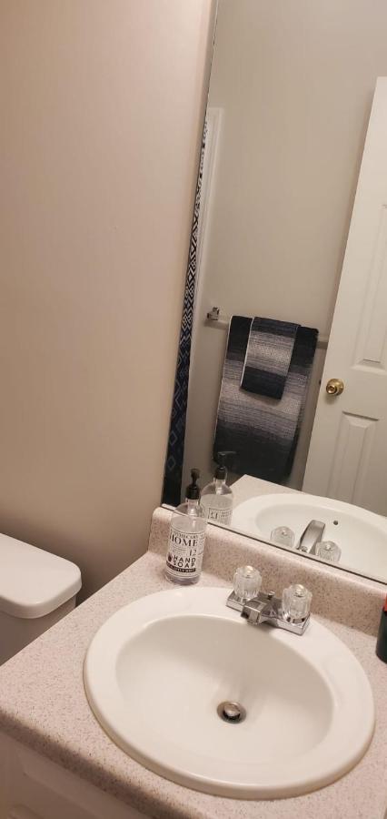 Central Pointe Pad Ривърдейл Екстериор снимка